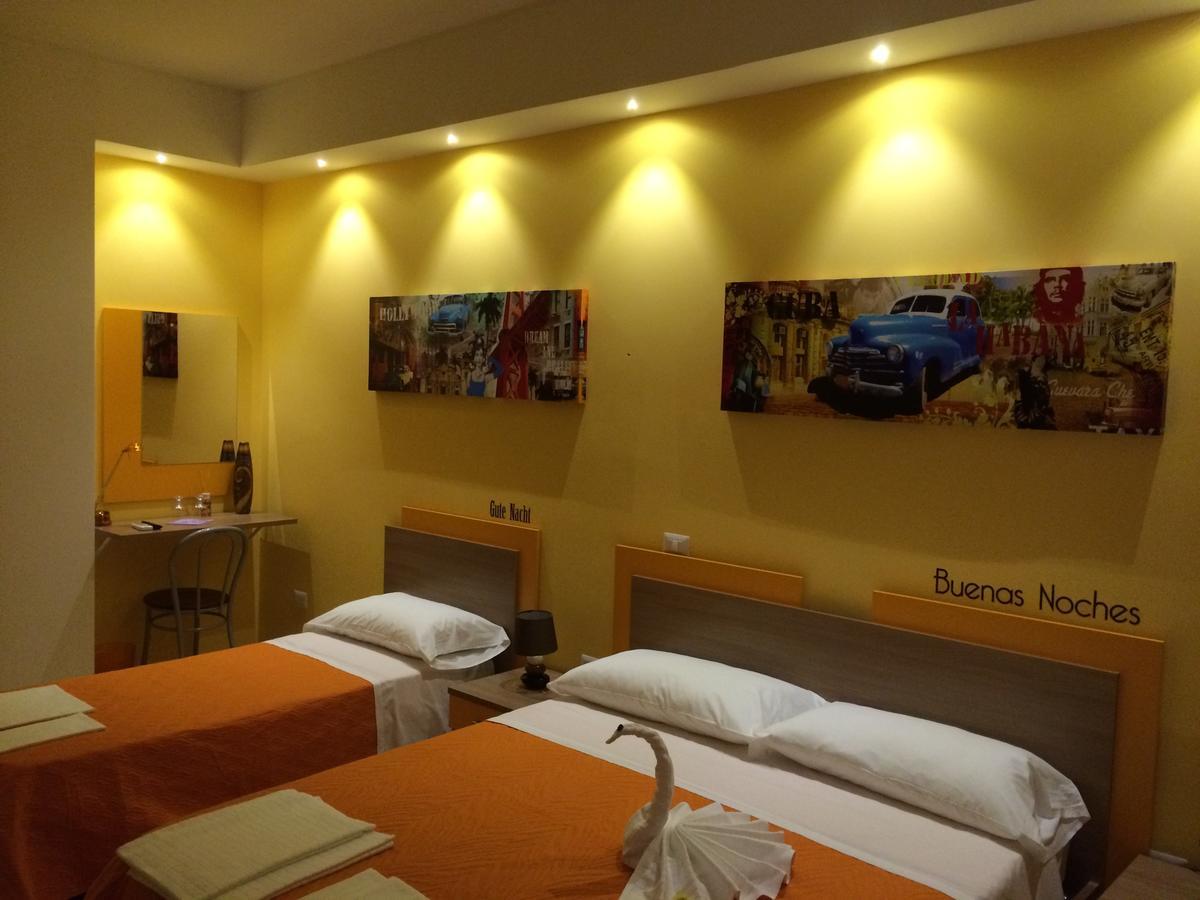 Santacroce B&B บาร์เลตตา ภายนอก รูปภาพ