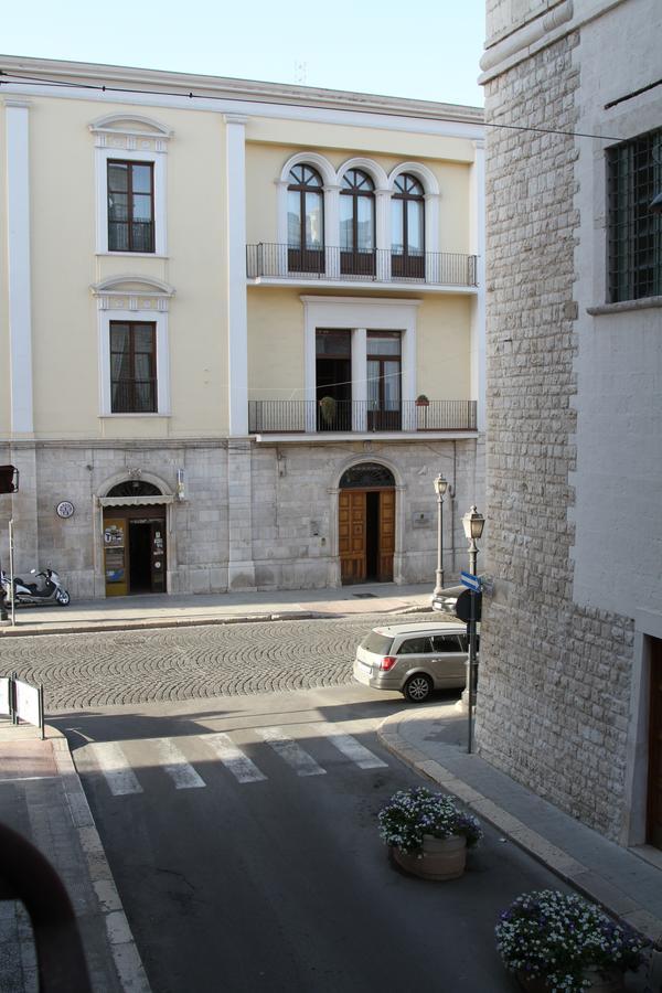 Santacroce B&B บาร์เลตตา ภายนอก รูปภาพ